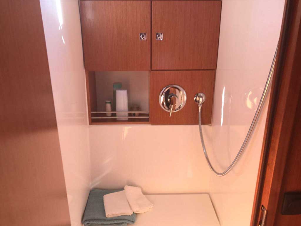 Bavaria 46 Cruiser — photo 2