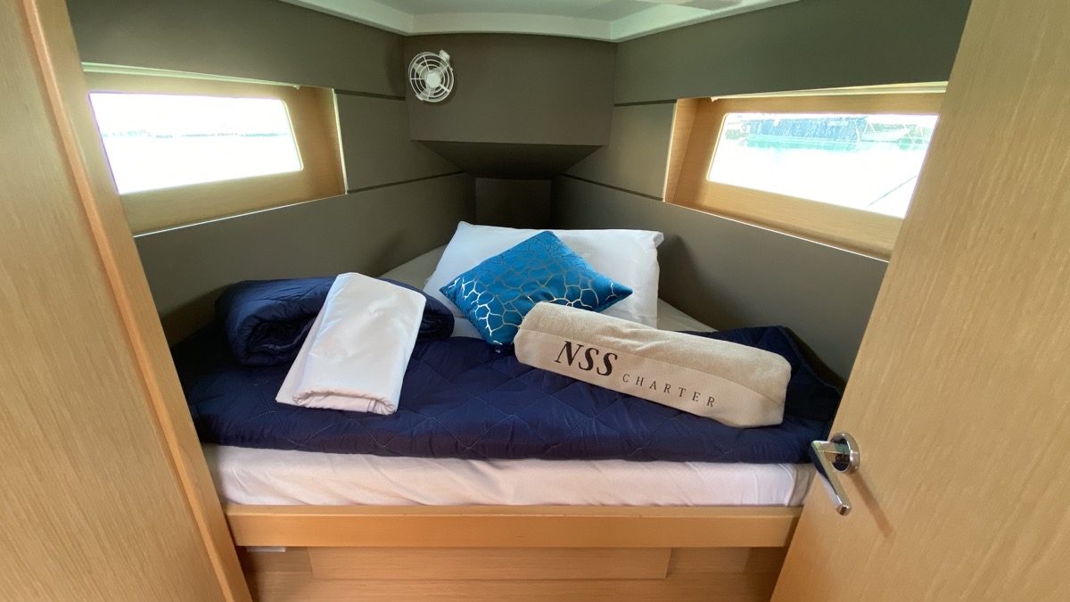 Oceanis 35.1 — photo 13
