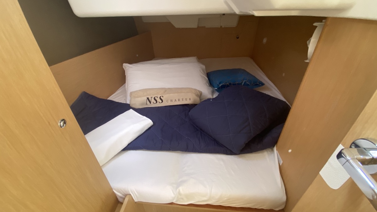 Oceanis 35.1 — photo 8