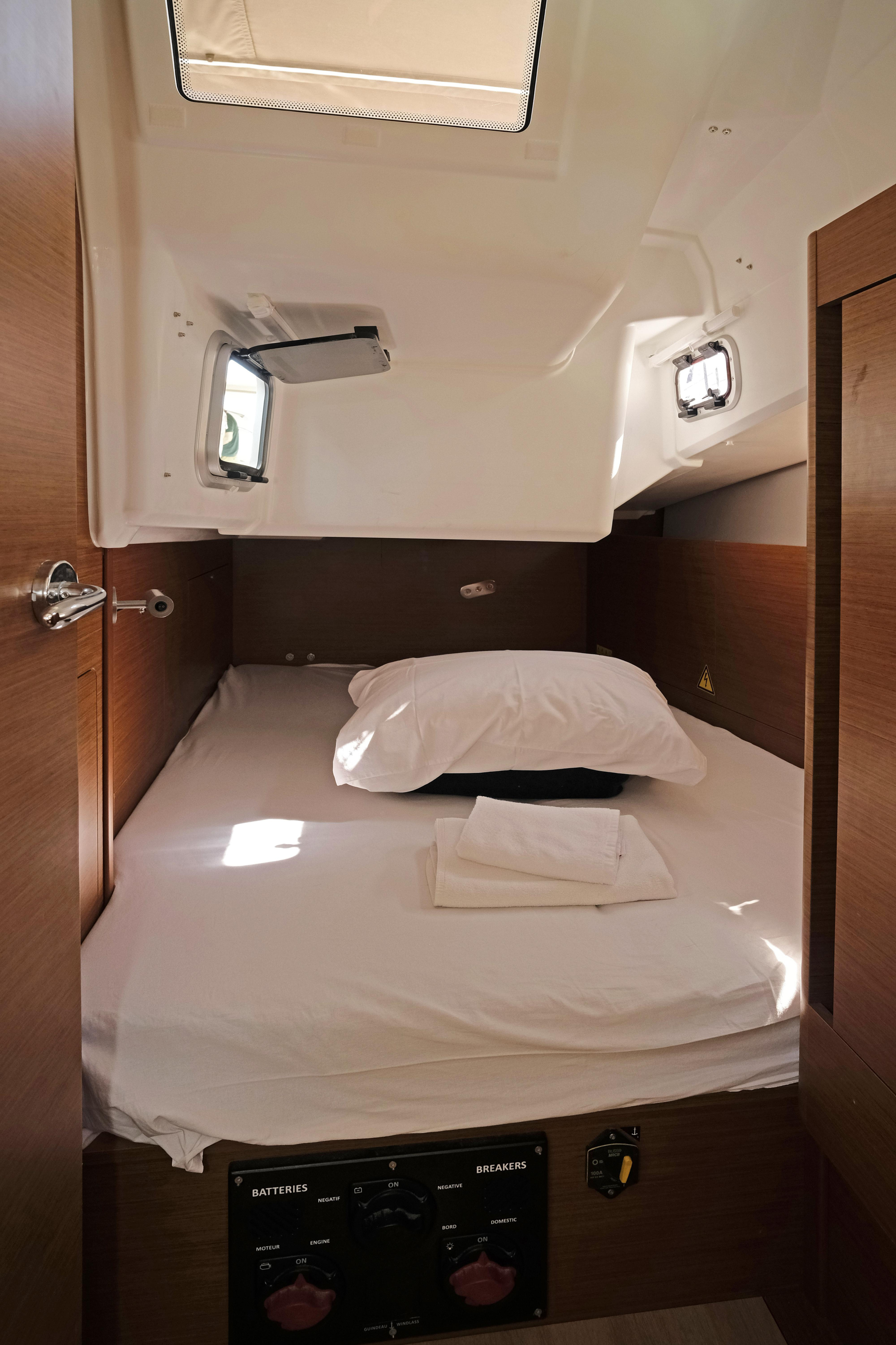 Sun Odyssey 410 — photo 6