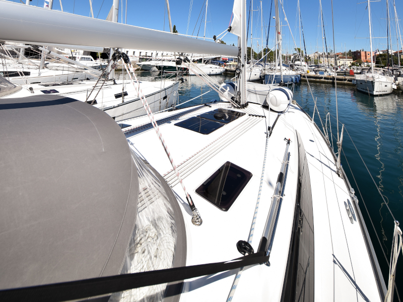Bavaria Cruiser 41 — photo 26