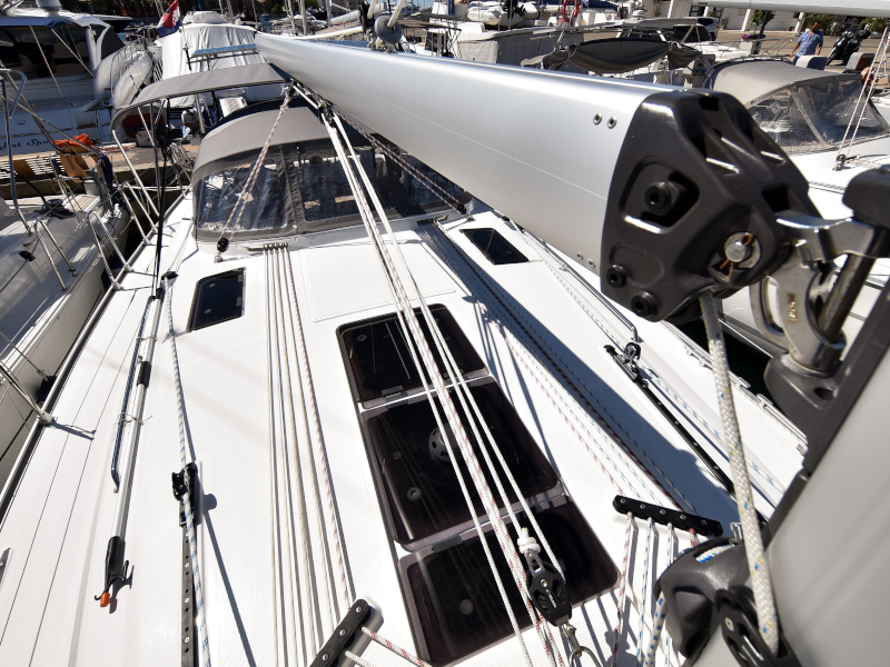 Bavaria Cruiser 41 — photo 65