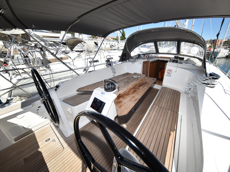 Bavaria Cruiser 41 — photo 5