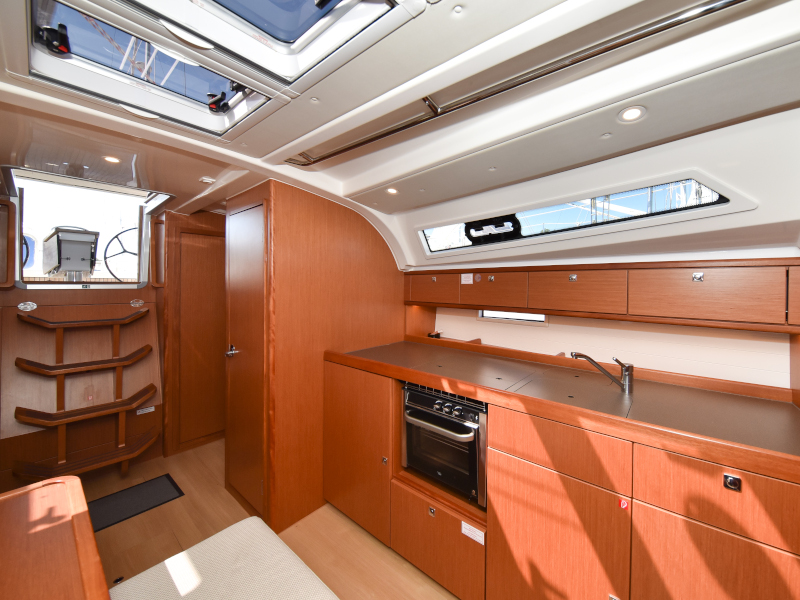 Bavaria Cruiser 41 — photo 27