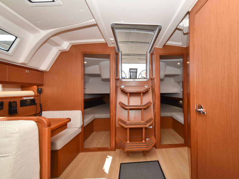 Bavaria Cruiser 41 — photo 13
