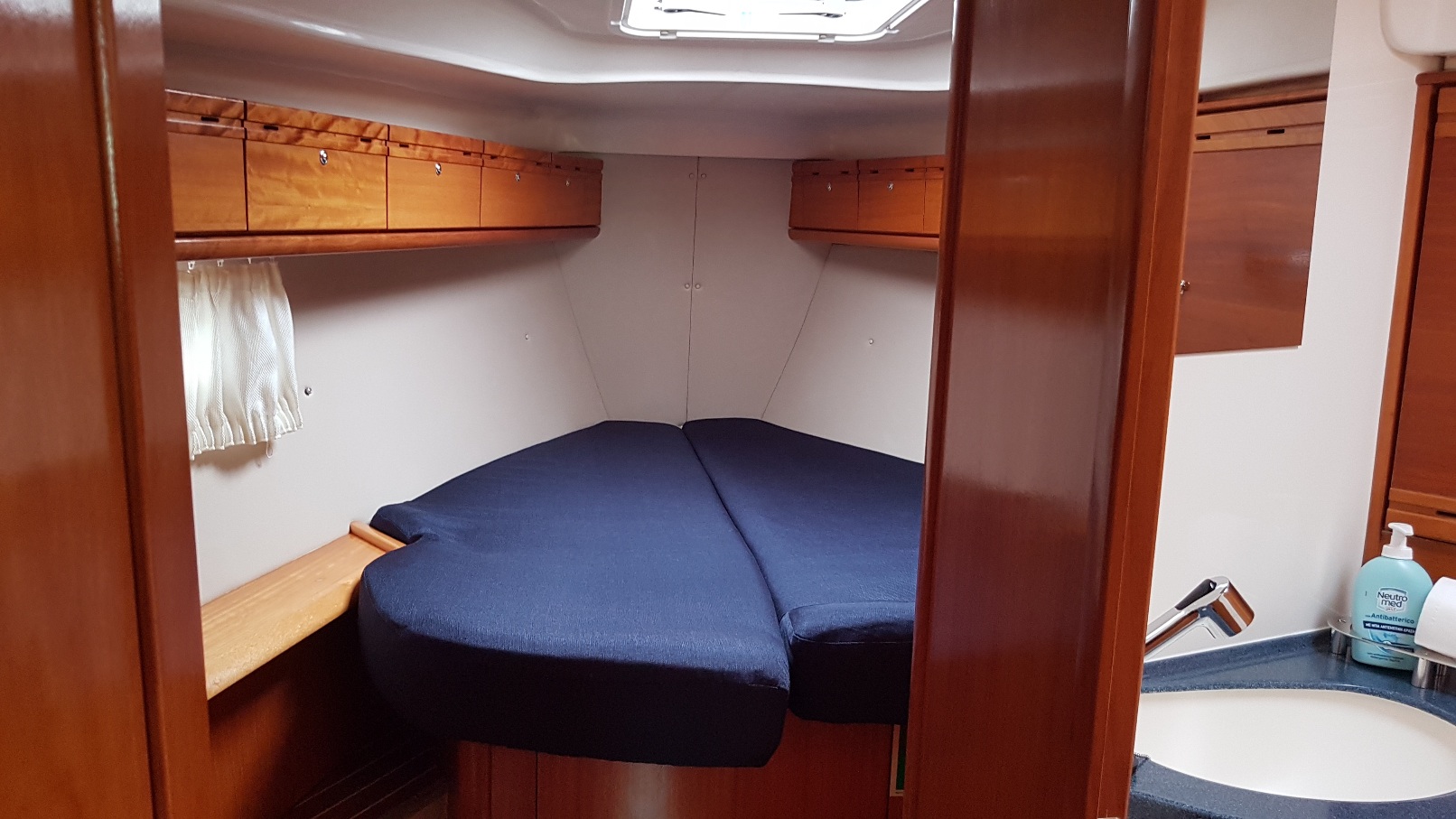 Bavaria 40 — photo 13