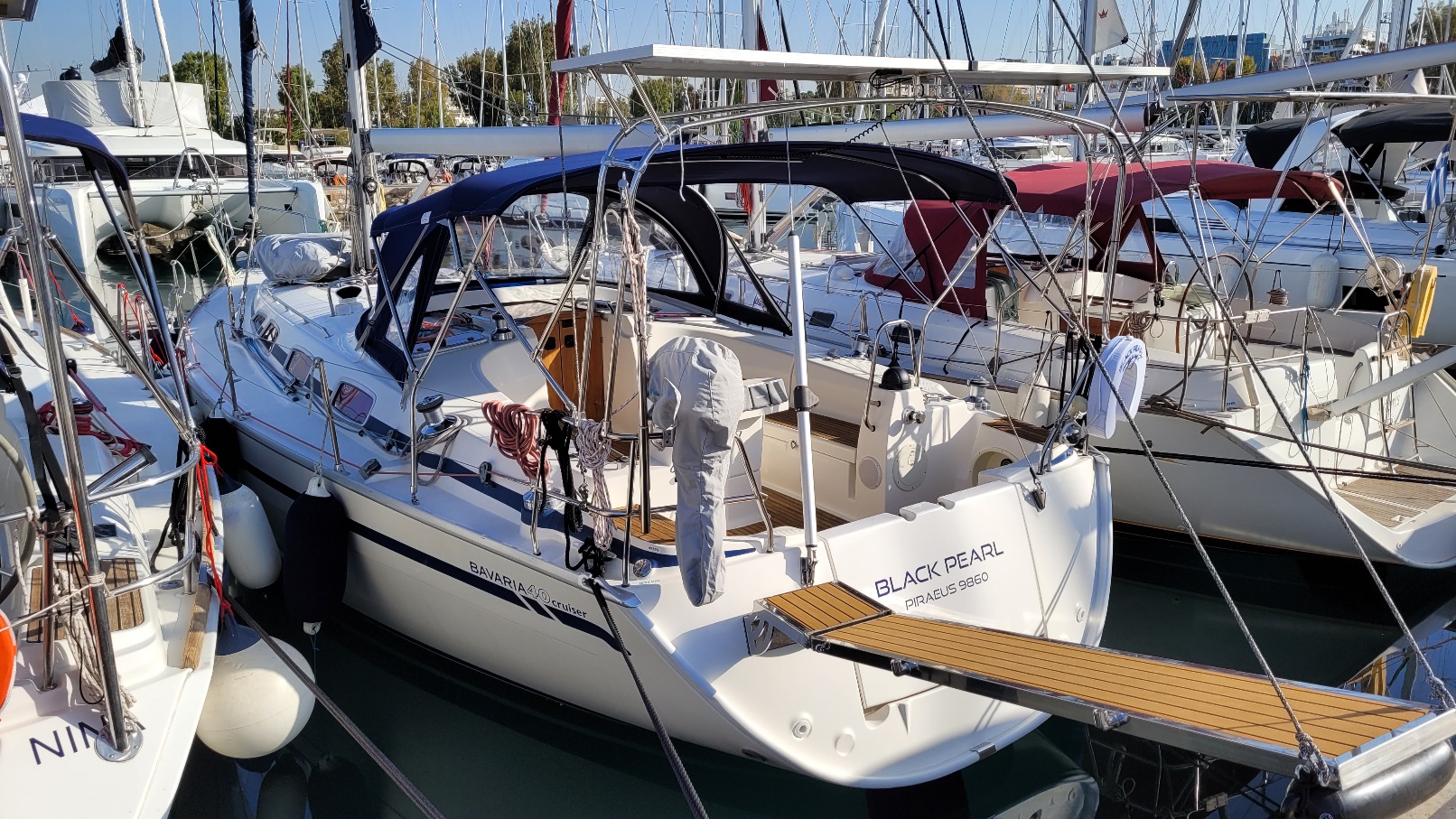 Bavaria 40 — photo 18