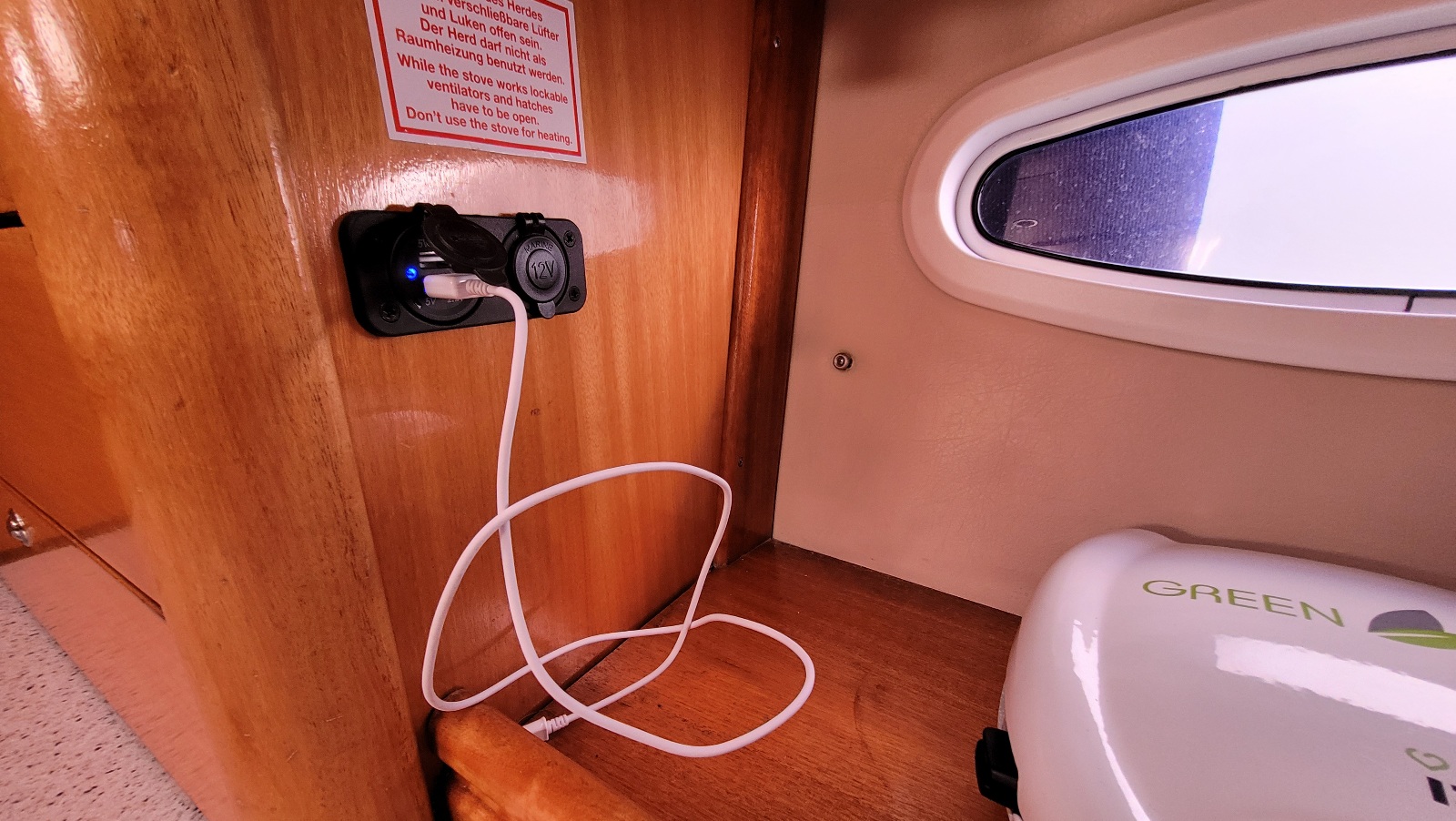 Bavaria 40 — photo 17