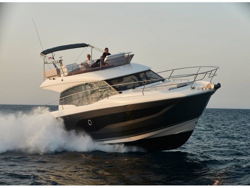 Prestige 420 Fly — photo 1