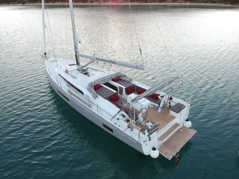 Oceanis 51.1 — photo 83
