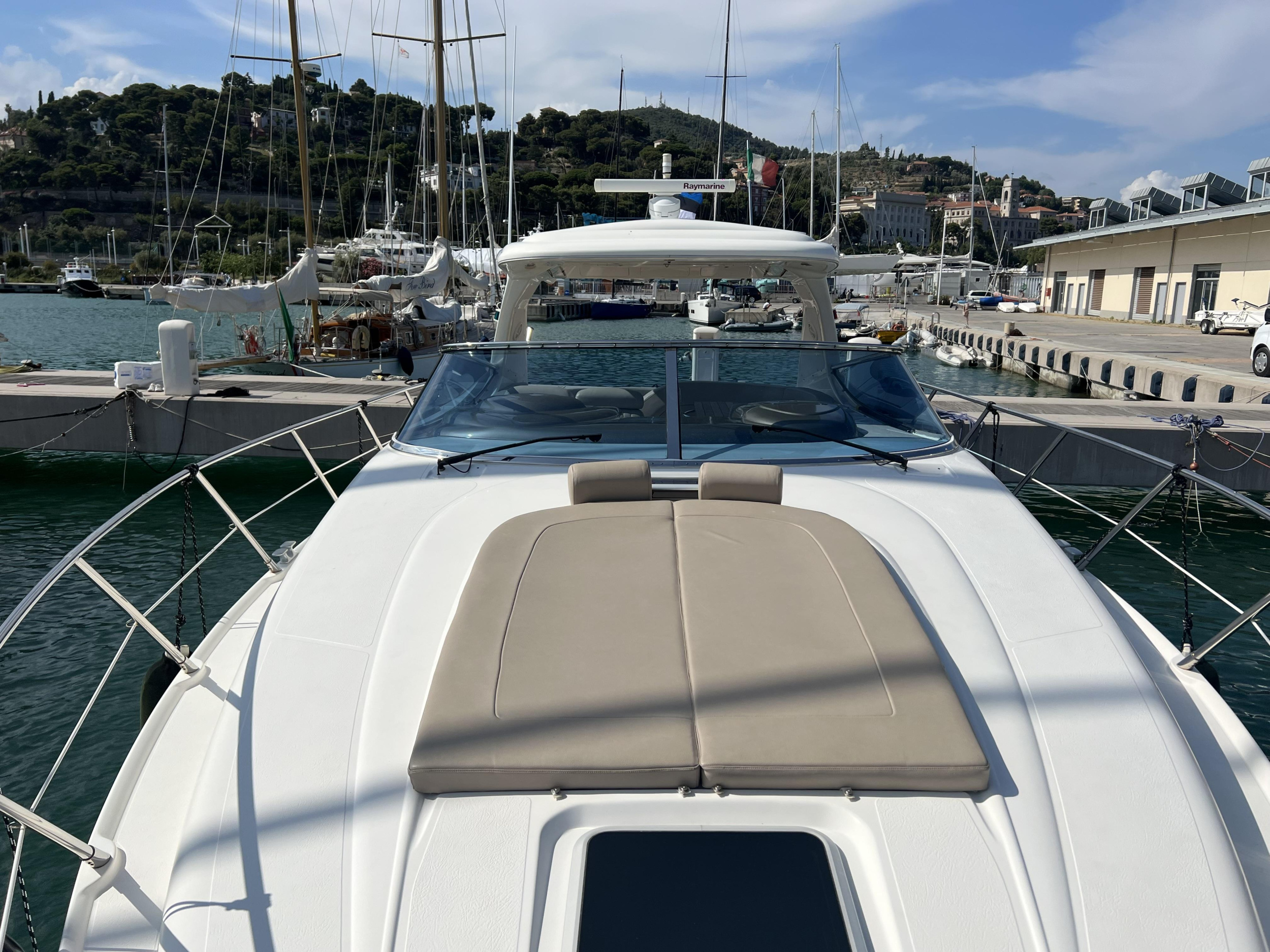 Sealine S 42 — photo 2