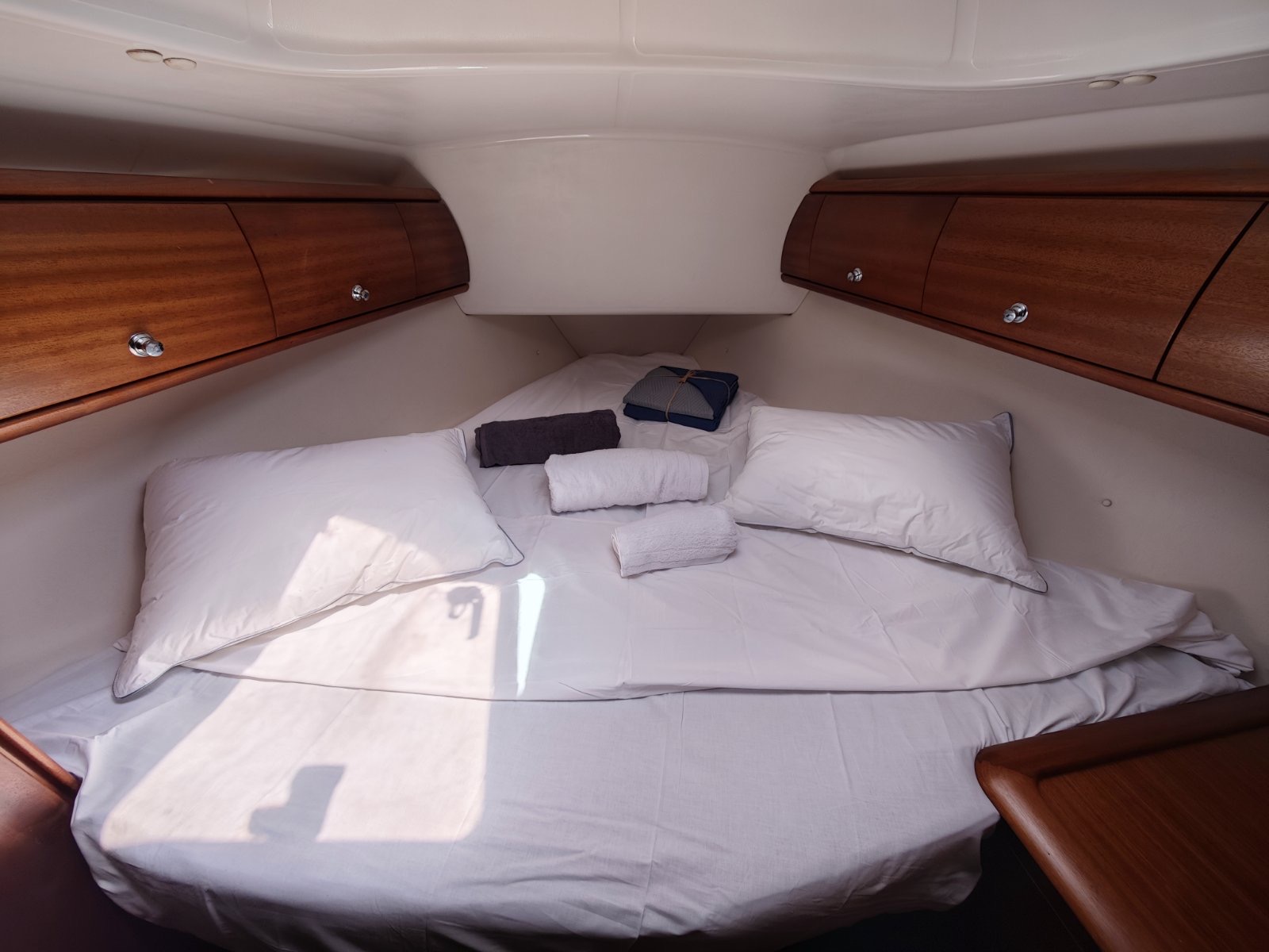 Bavaria 44 — photo 13