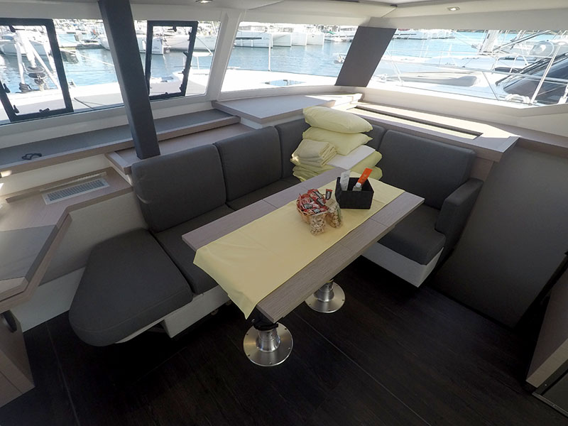 Fountaine Pajot Astréa 42 — photo 31