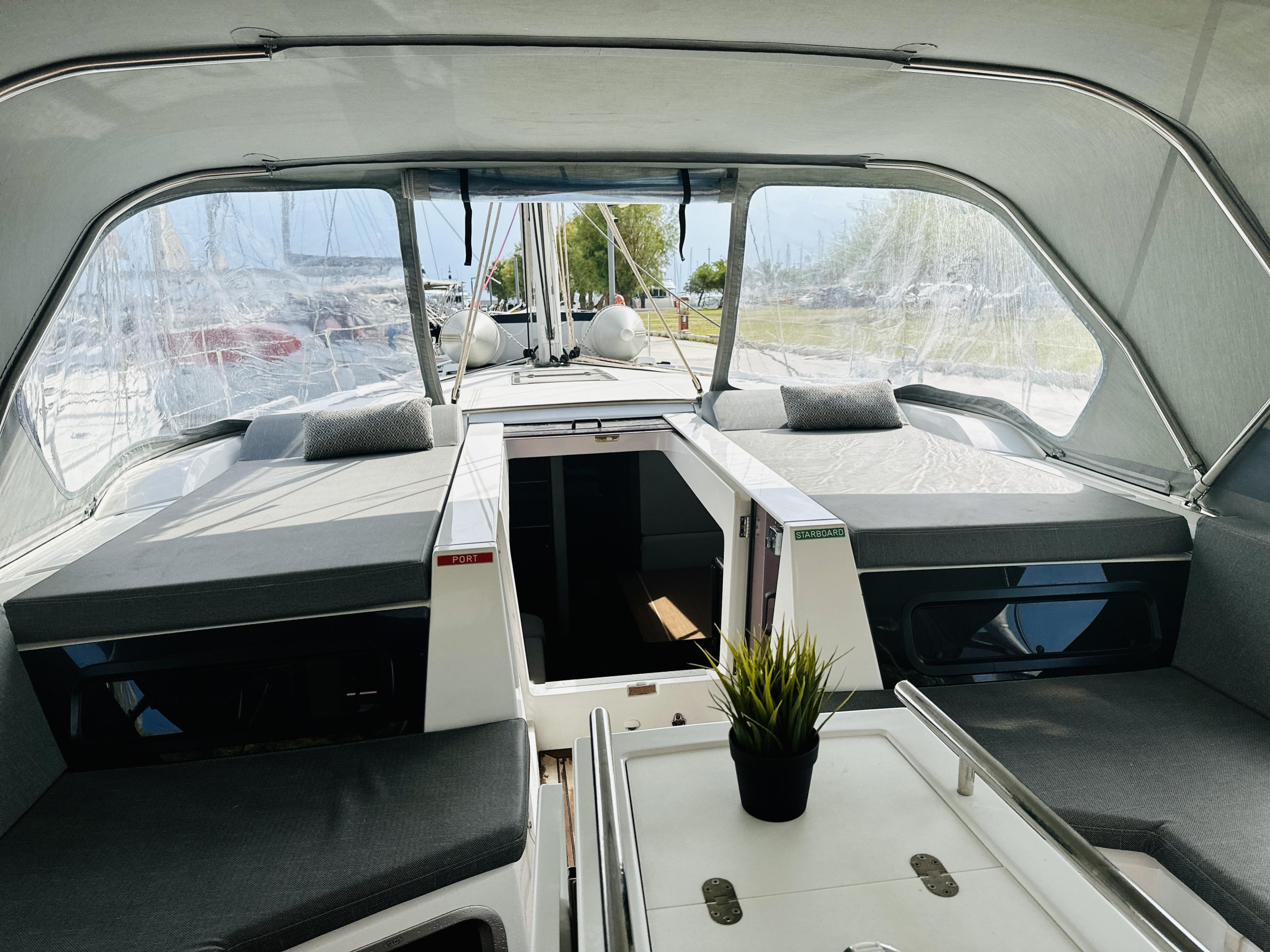 Oceanis 51.1/ 3 cabins - owner's version — photo 15