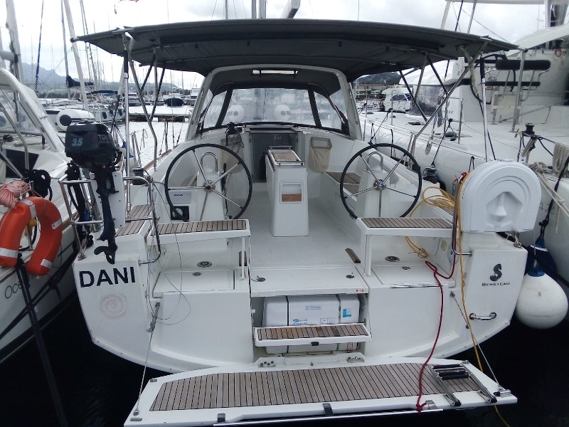 Oceanis 38.1 — photo 1