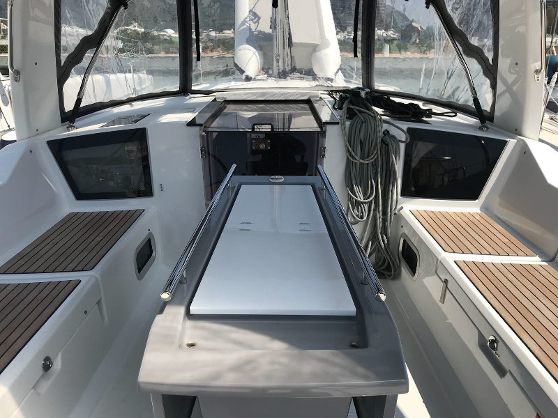 Oceanis 41.1 — photo 3