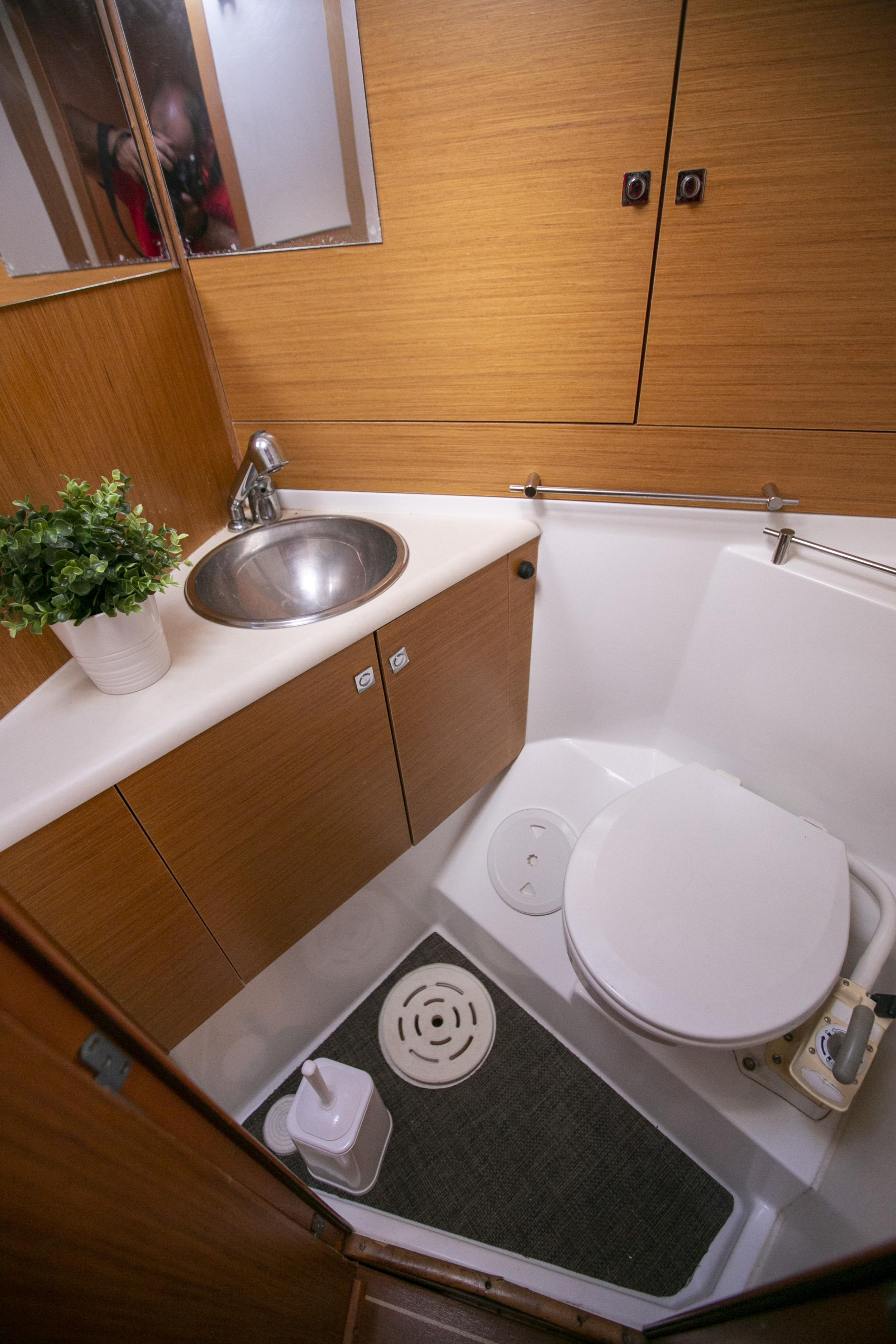 Sun Odyssey 49i — photo 7