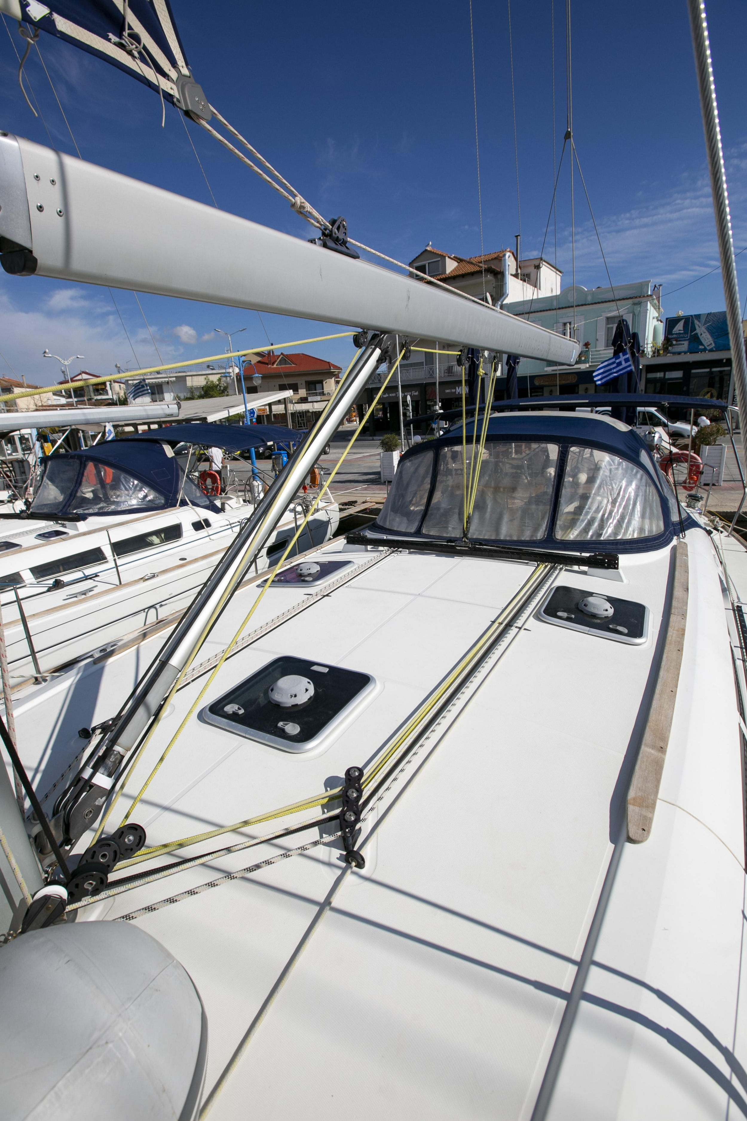Sun Odyssey 49i — photo 3