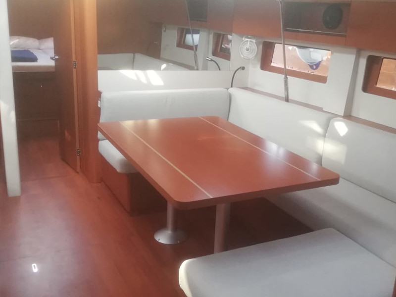 Oceanis 51.1 — photo 4