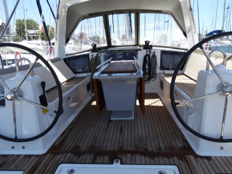Oceanis 41.1 — photo 10