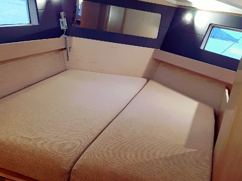 Oceanis 41.1 — photo 12