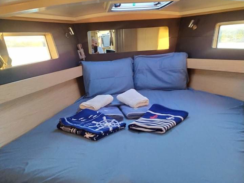 Oceanis 41.1 — photo 14