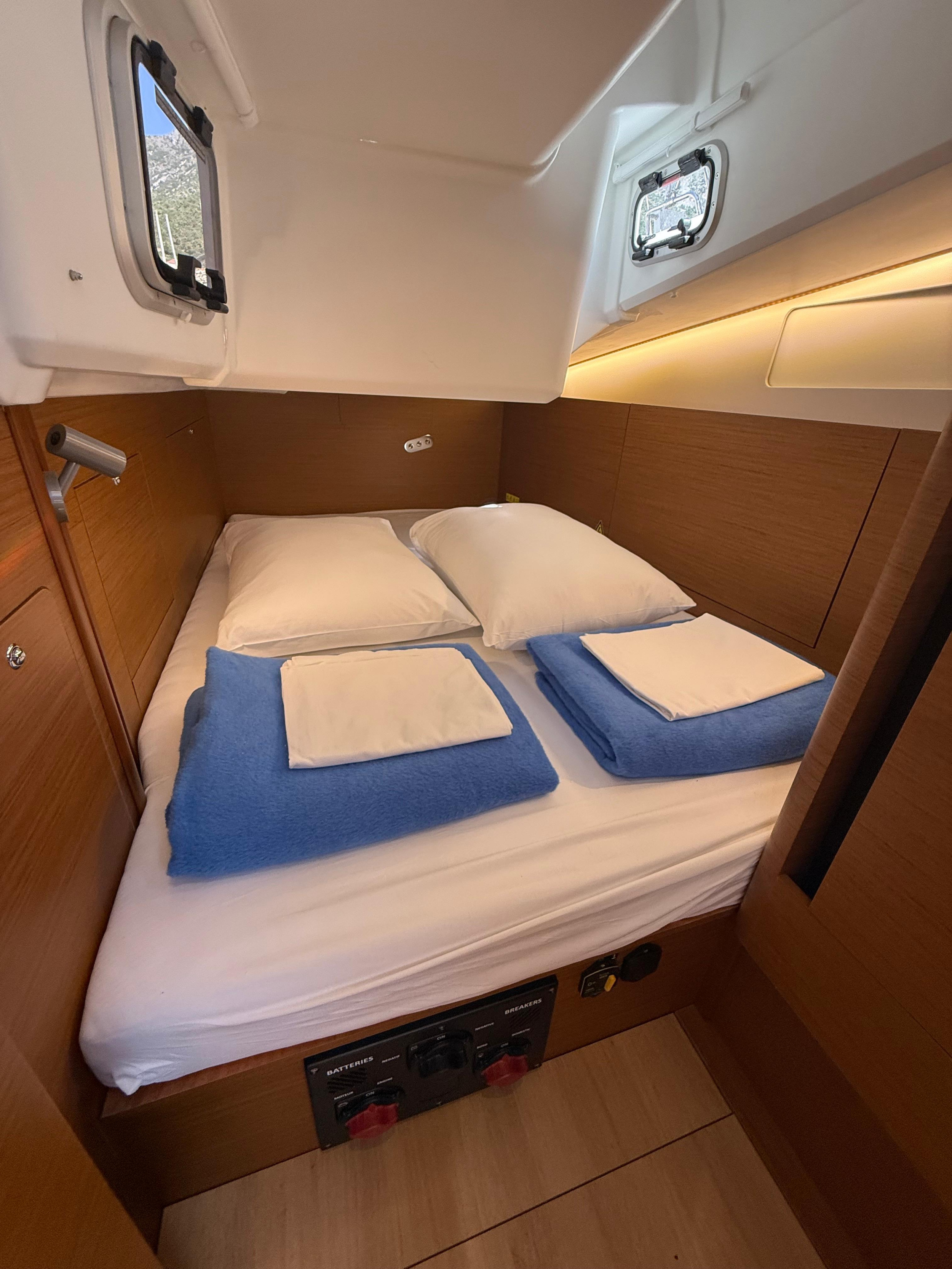 Sun Odyssey 410 — photo 10