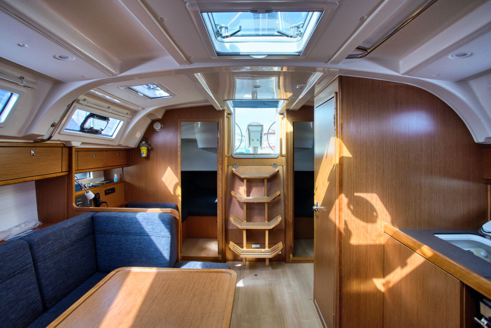 Bavaria Cruiser 41 — photo 30