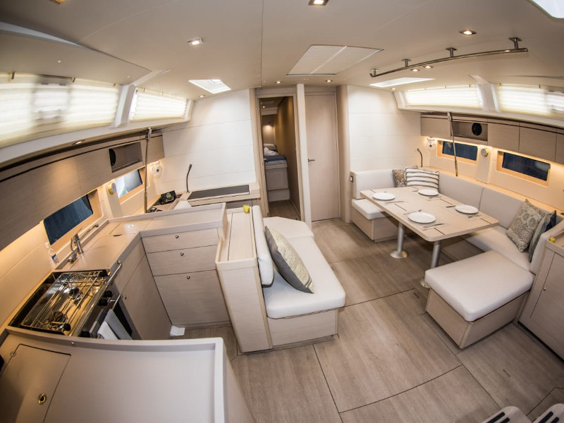Oceanis 51.1 — photo 2