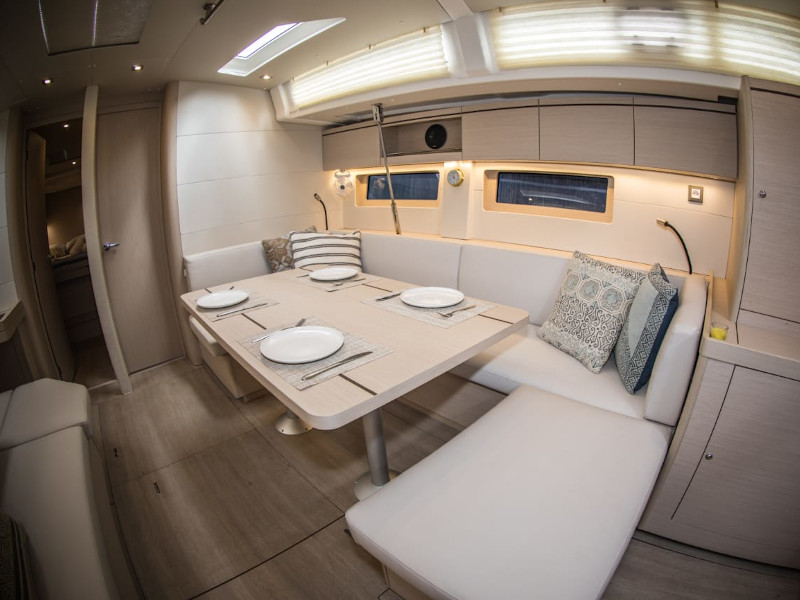 Oceanis 51.1 — photo 6