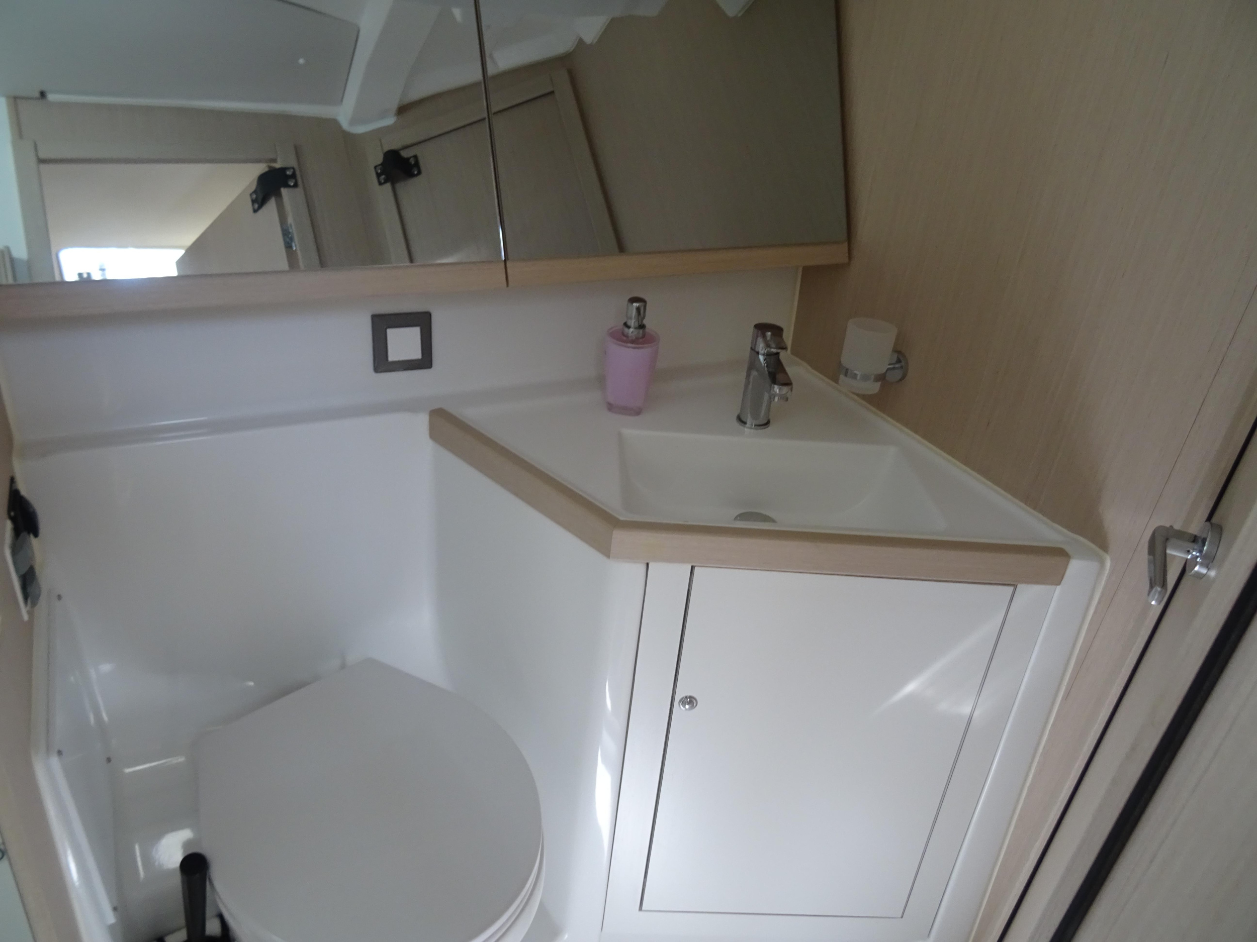 Oceanis 46.1 — photo 8