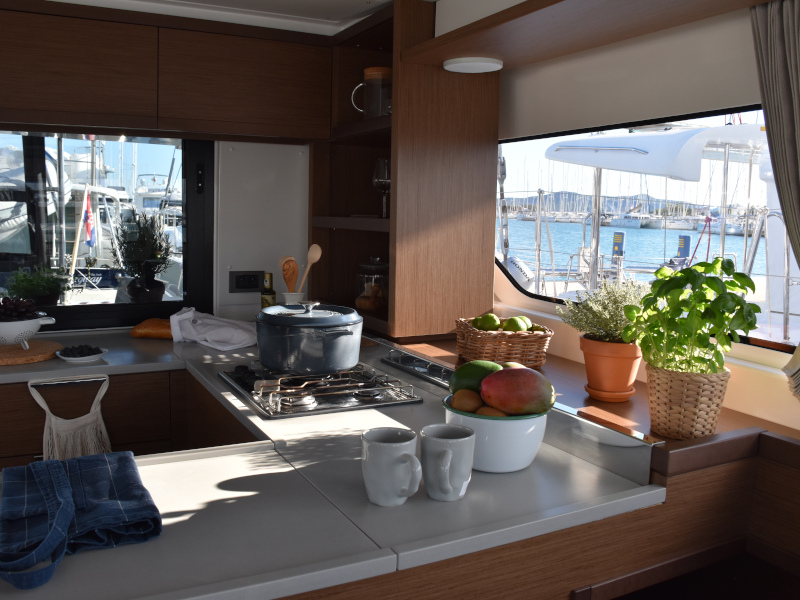 Lagoon 46 — photo 14