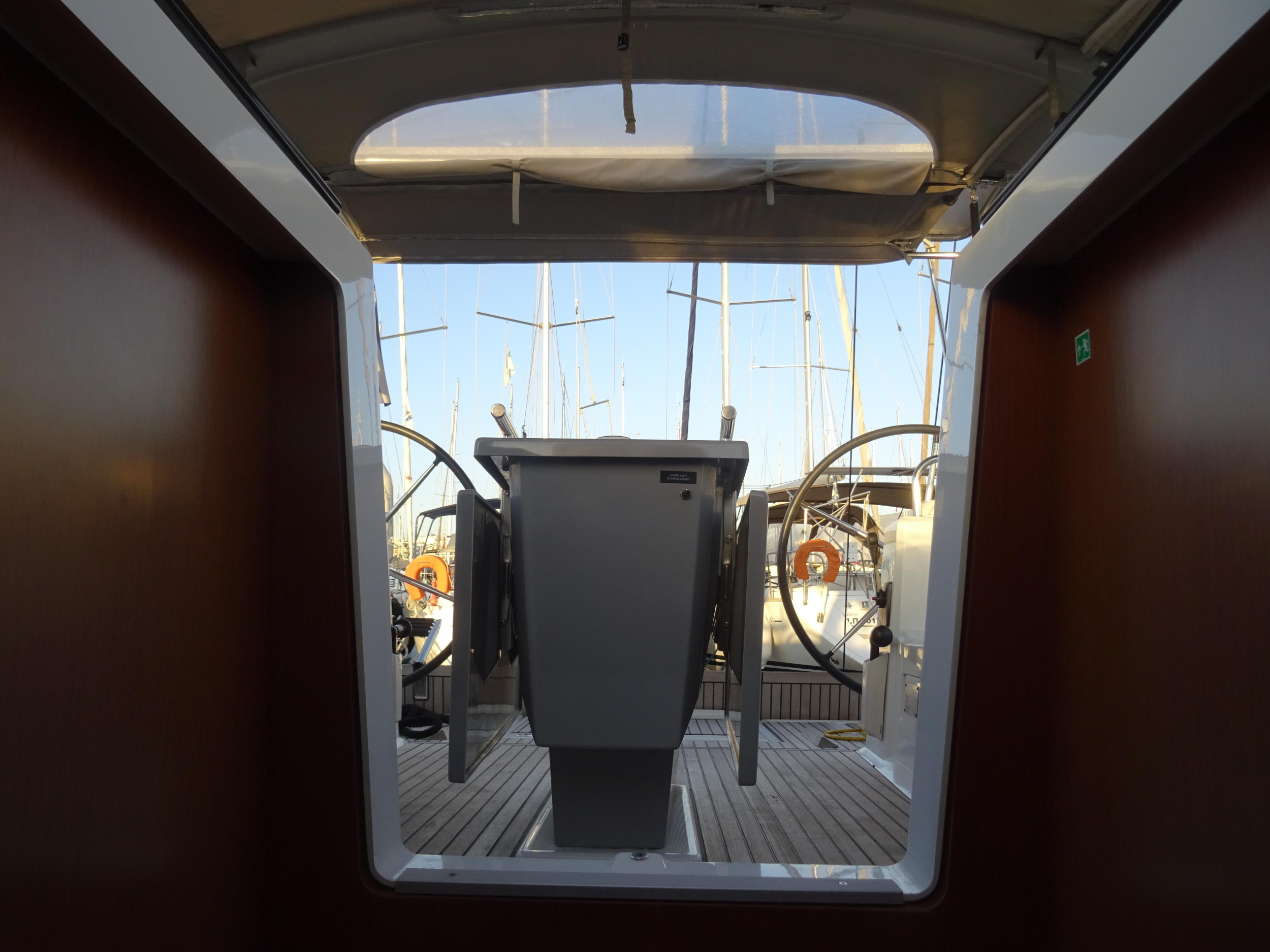 Oceanis 41.1 — photo 6