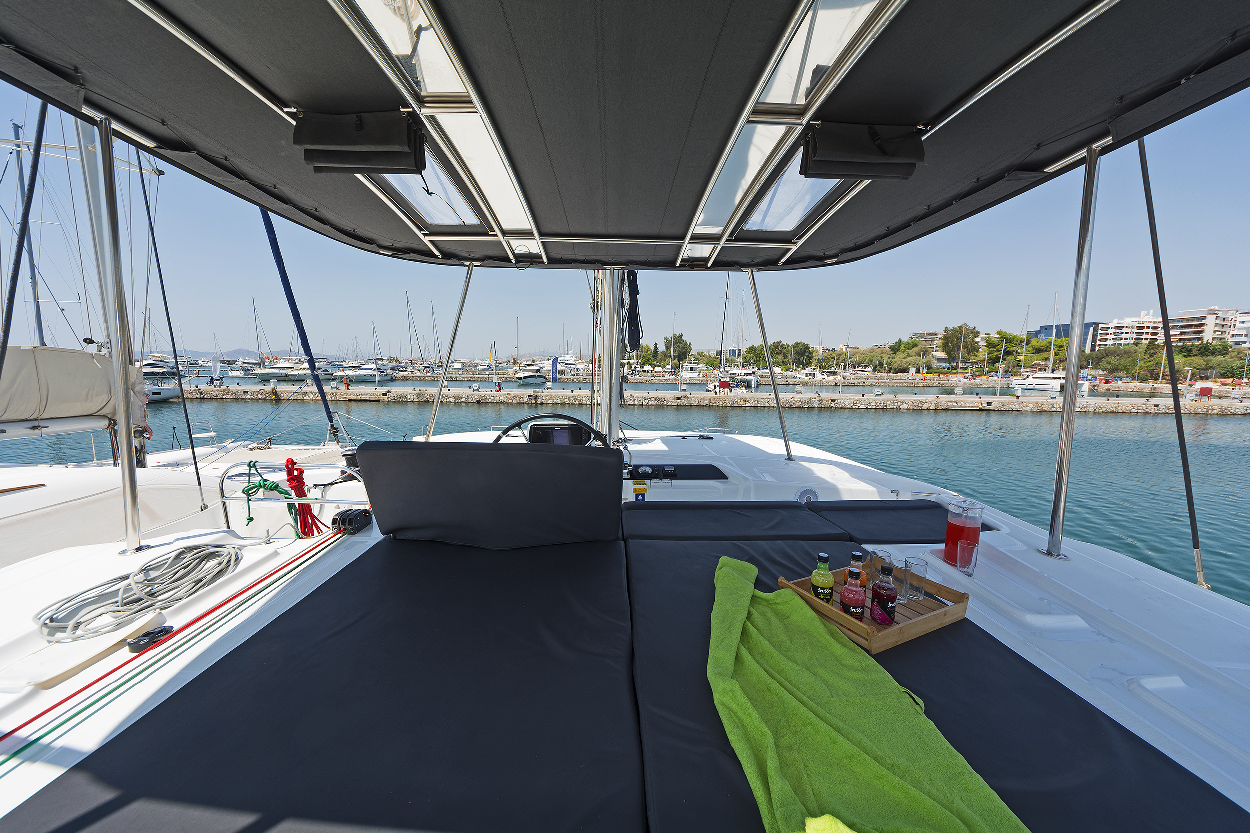 Lagoon 46 & GEN & WM — photo 12