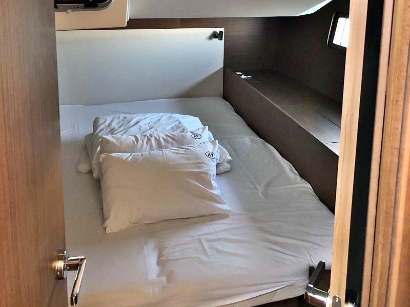 OCEANIS 51.1 BT (20) — photo 12