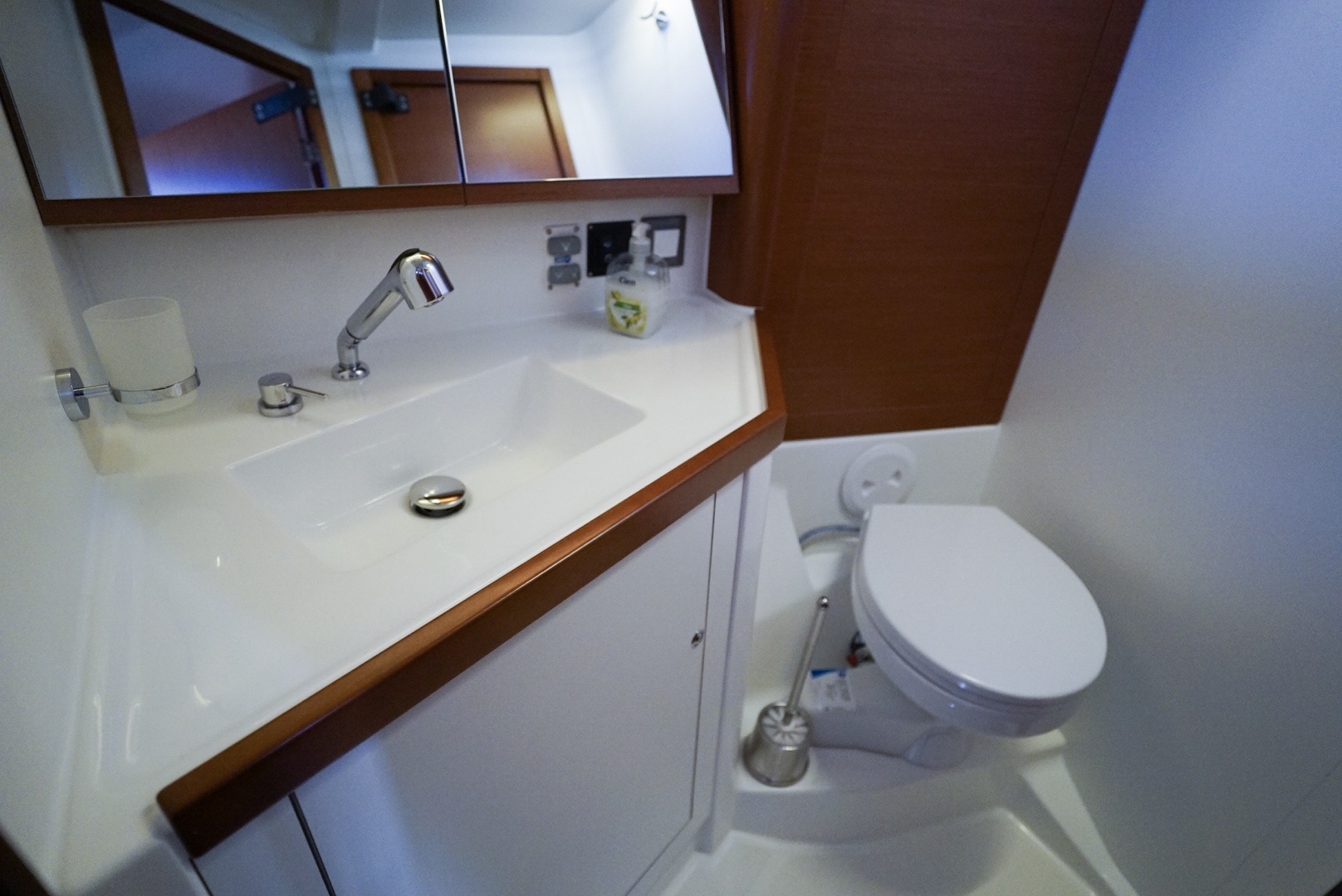 Oceanis 46.1 — photo 7