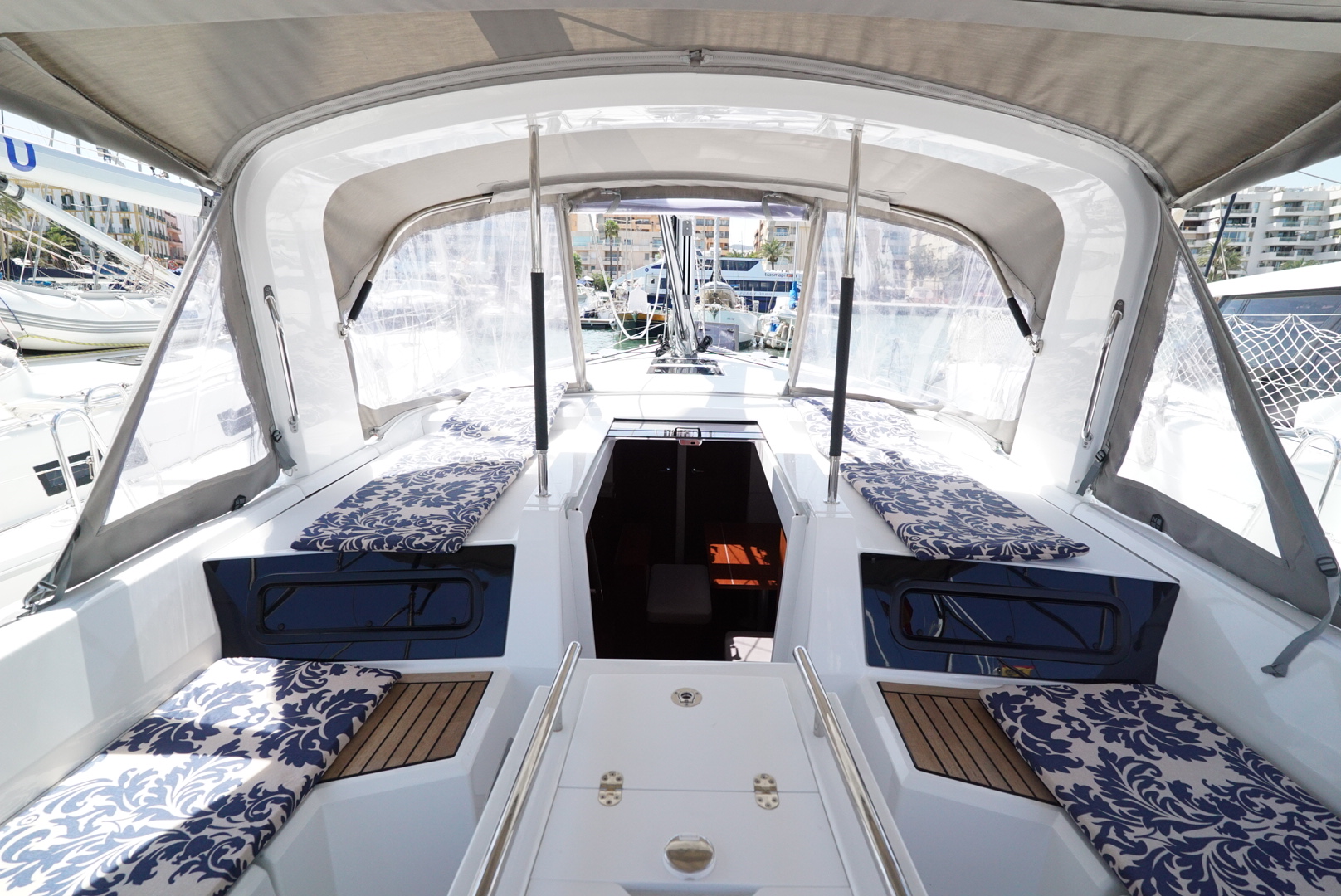Oceanis 46.1 — photo 17