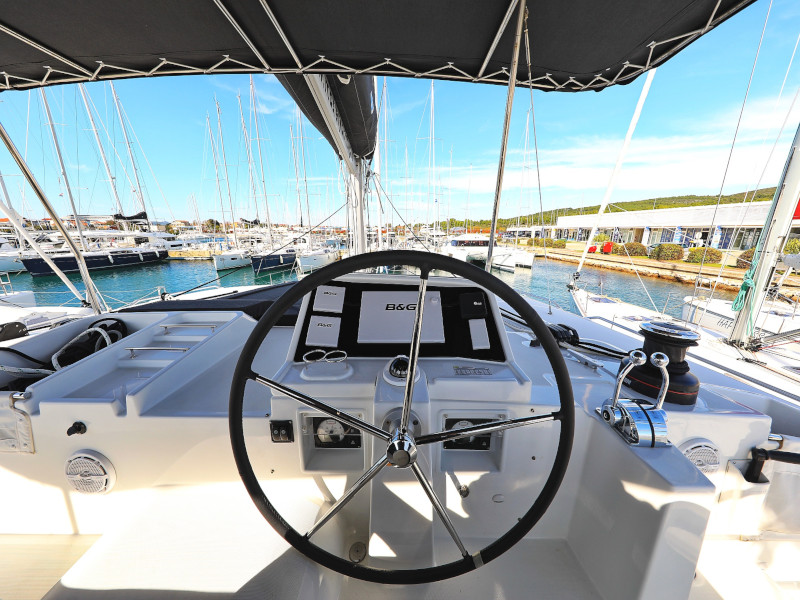 Lagoon 450 F — photo 65