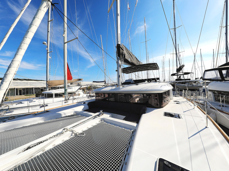 Lagoon 450 F — photo 52