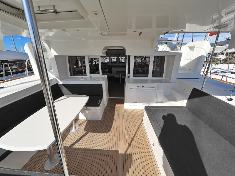 Lagoon 450 F — photo 66