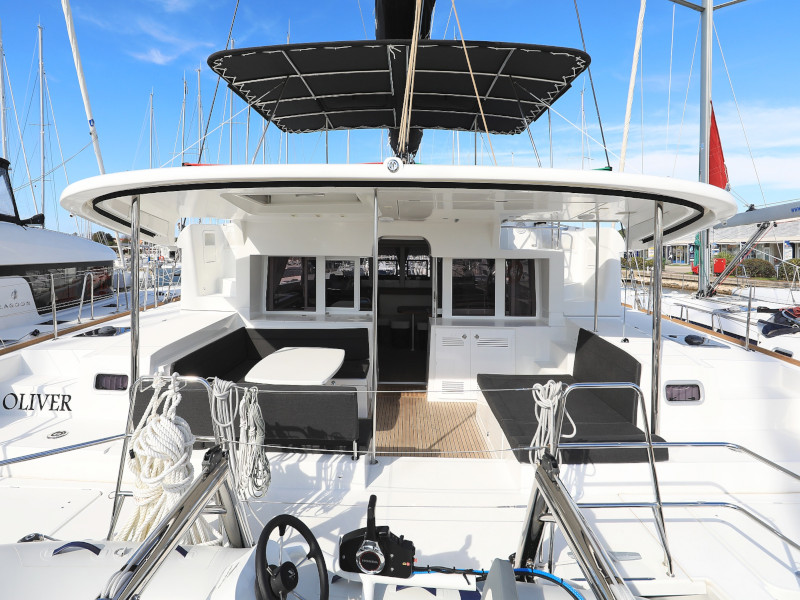 Lagoon 450 F — photo 15