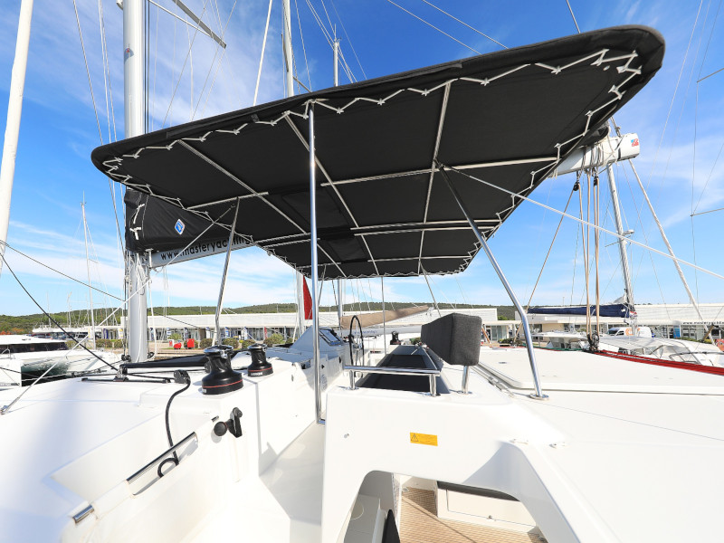 Lagoon 450 F — photo 45