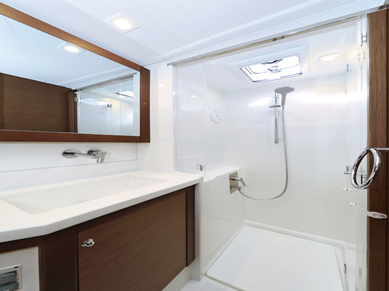 Lagoon 450 F — photo 35