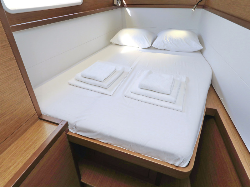 Lagoon 450 F — photo 17