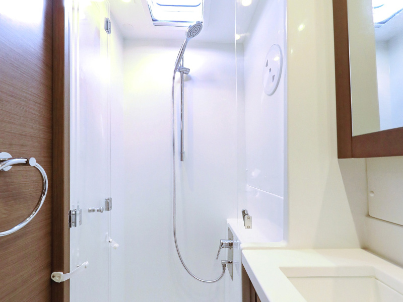 Lagoon 450 F — photo 20