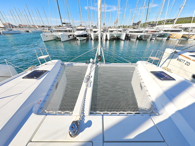 Lagoon 42 — photo 27