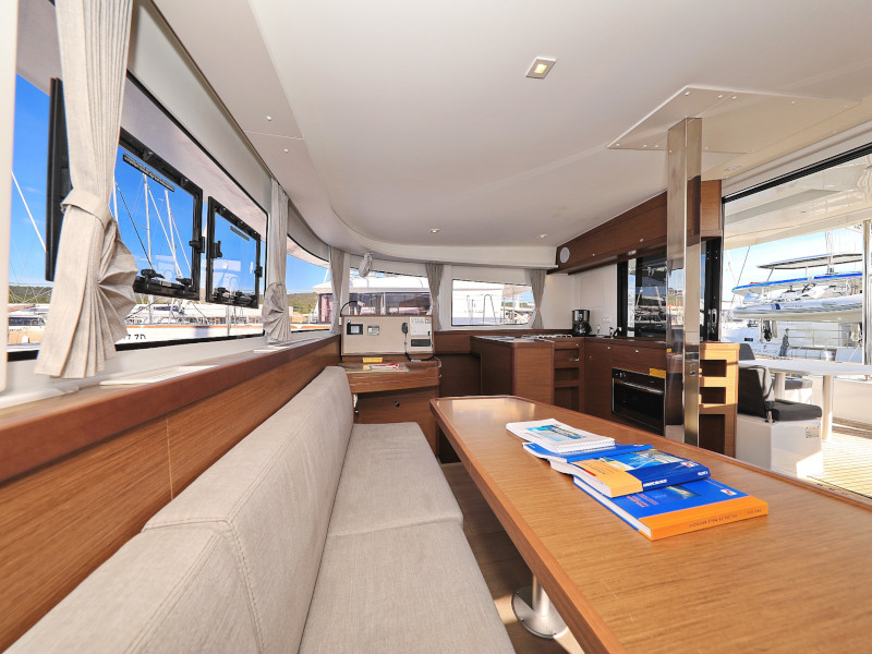 Lagoon 42 — photo 25
