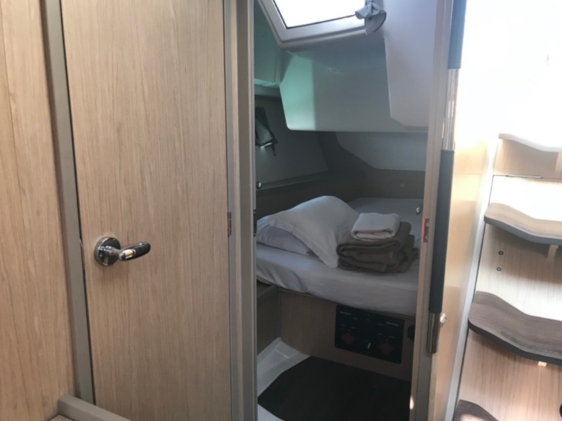 Oceanis 45 — photo 9