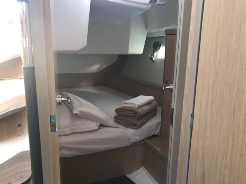 Oceanis 45 — photo 11