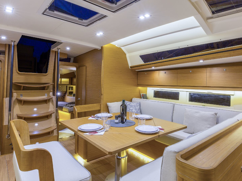 Dufour 520 Grand Large — photo 3